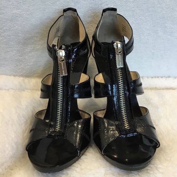 Michael Kors black zippered heels - Picture 2 of 4